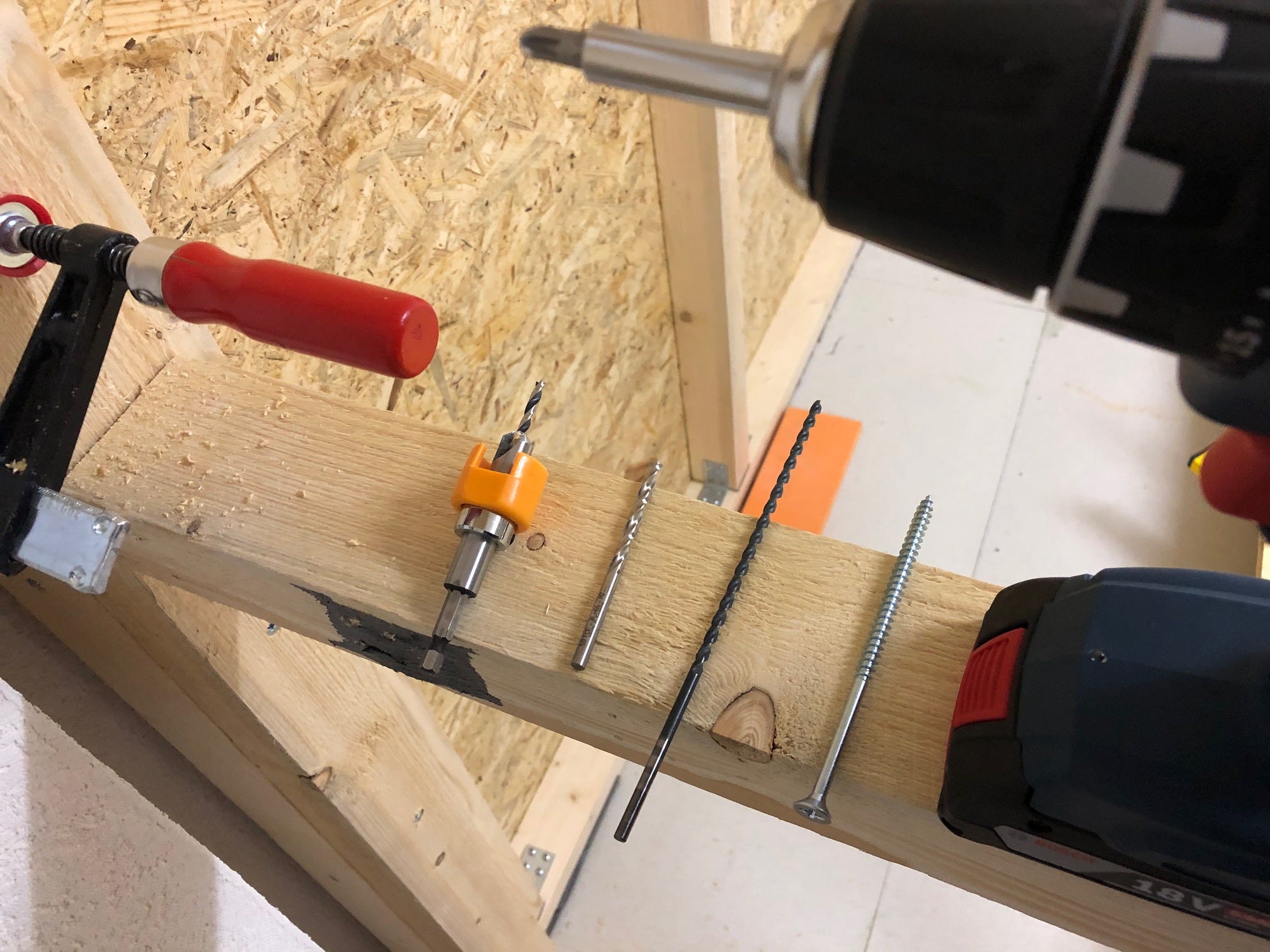 Connecting the side walls