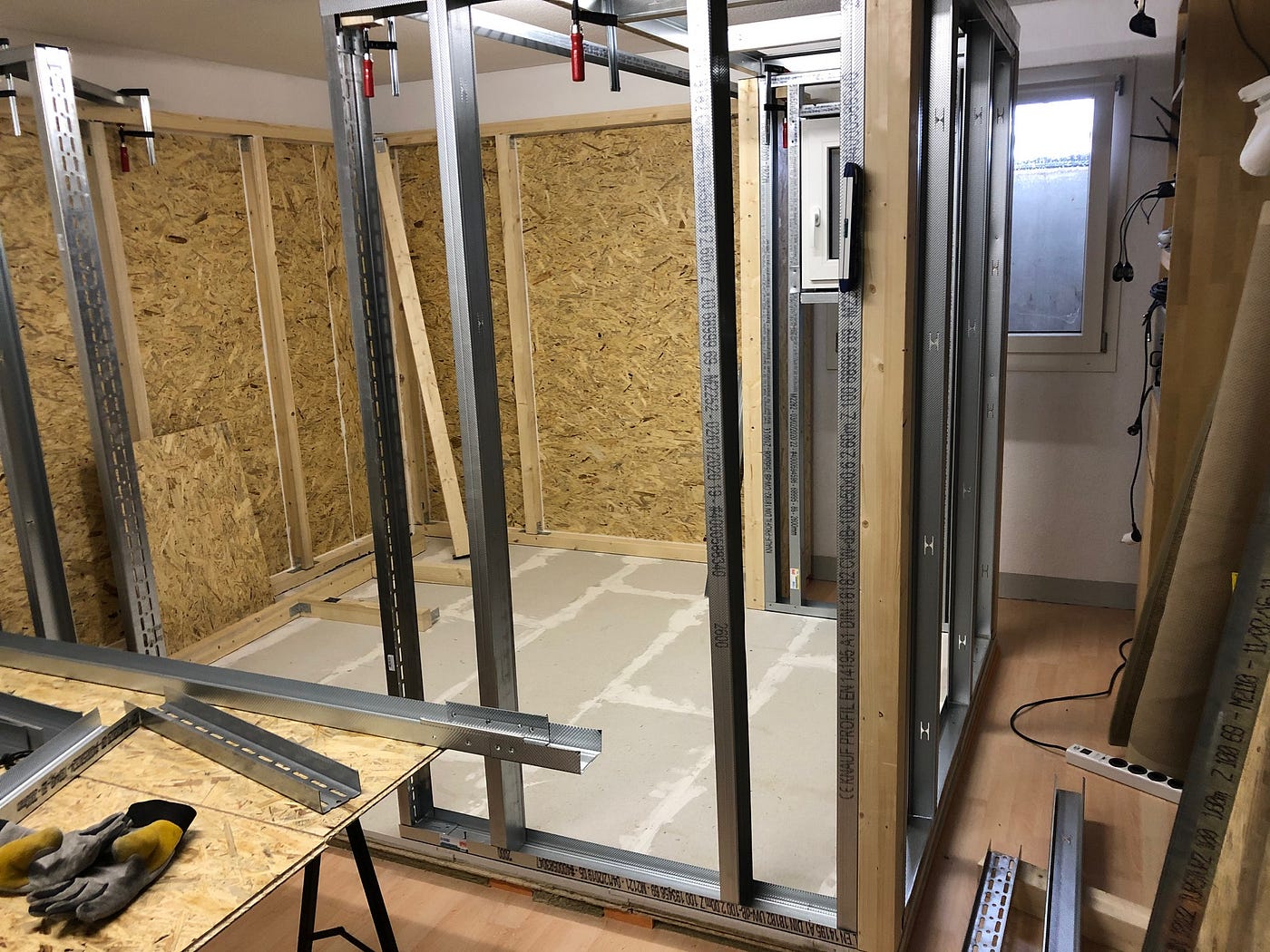Front wall construction