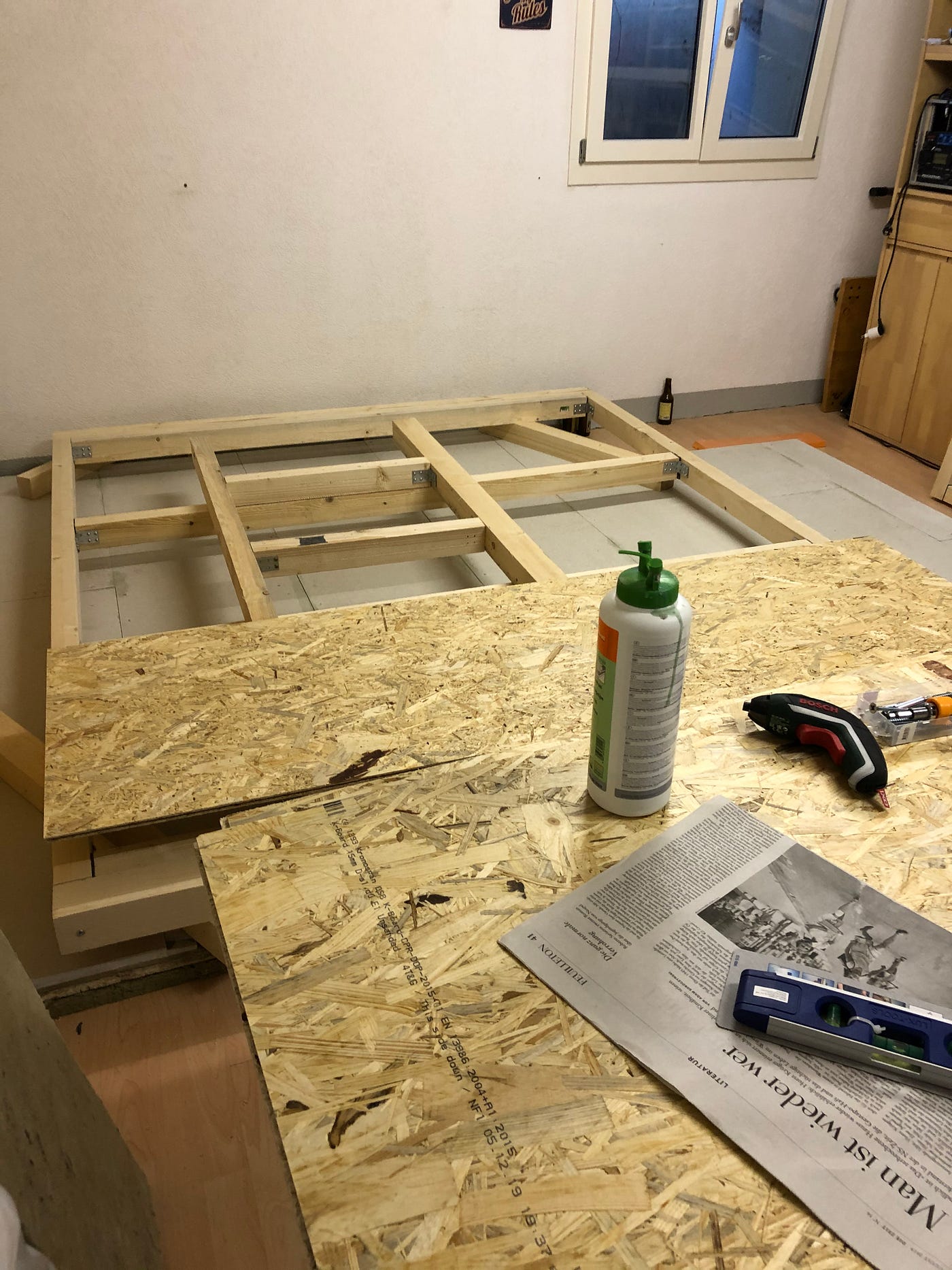 External planking of first side wall